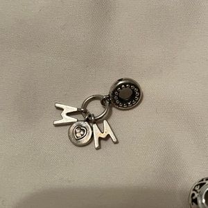Pandora MOM charm